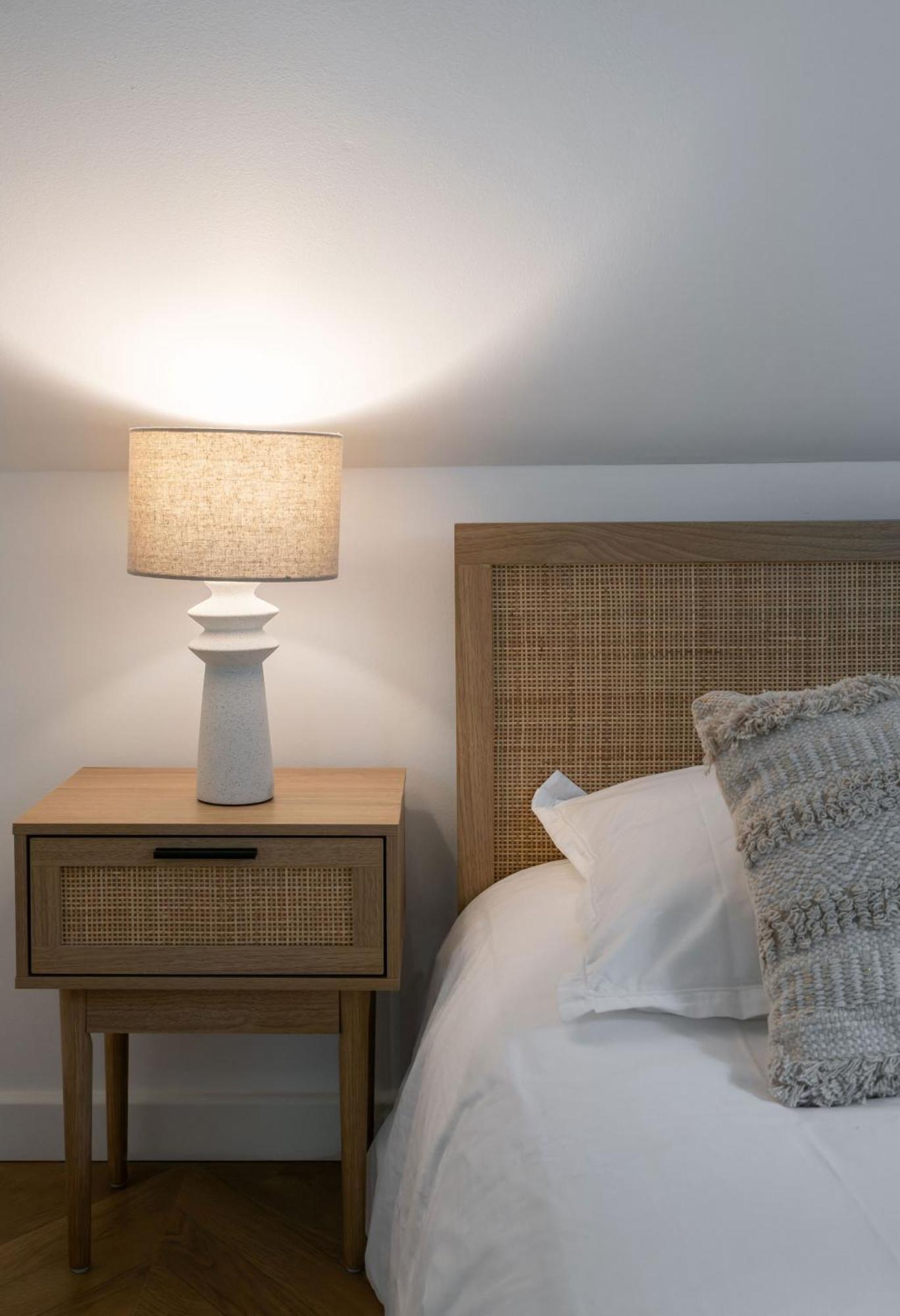 Serbie - Design Et Climatises En Centre * Vichy