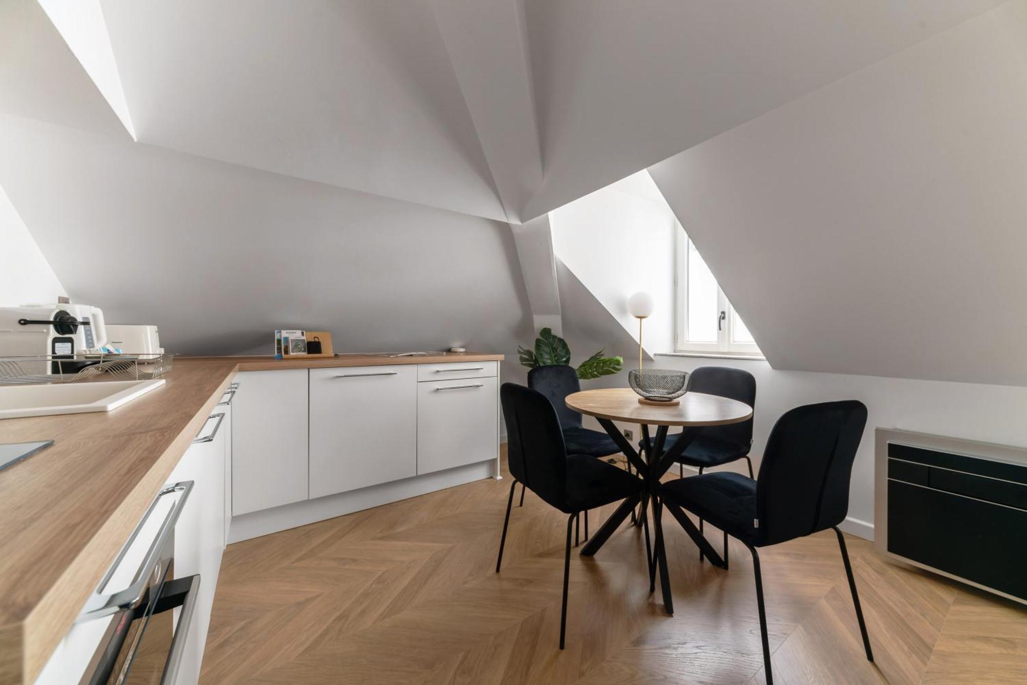 Apartment Serbie - Design Et Climatises En Centre Vichy
