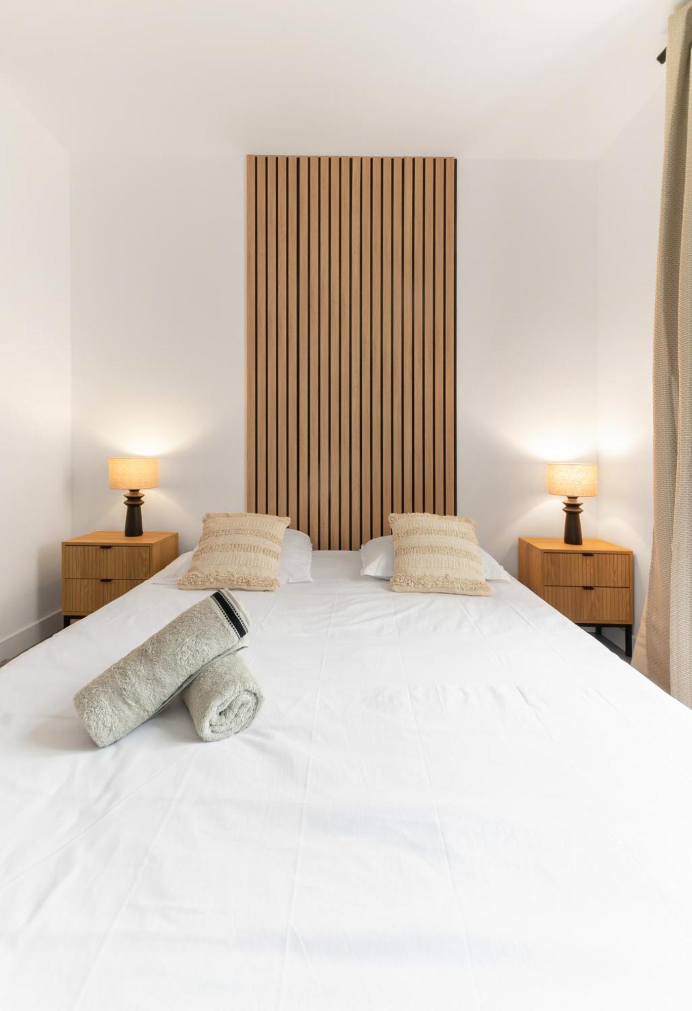 Serbie - Design Et Climatises En Centre Apartment