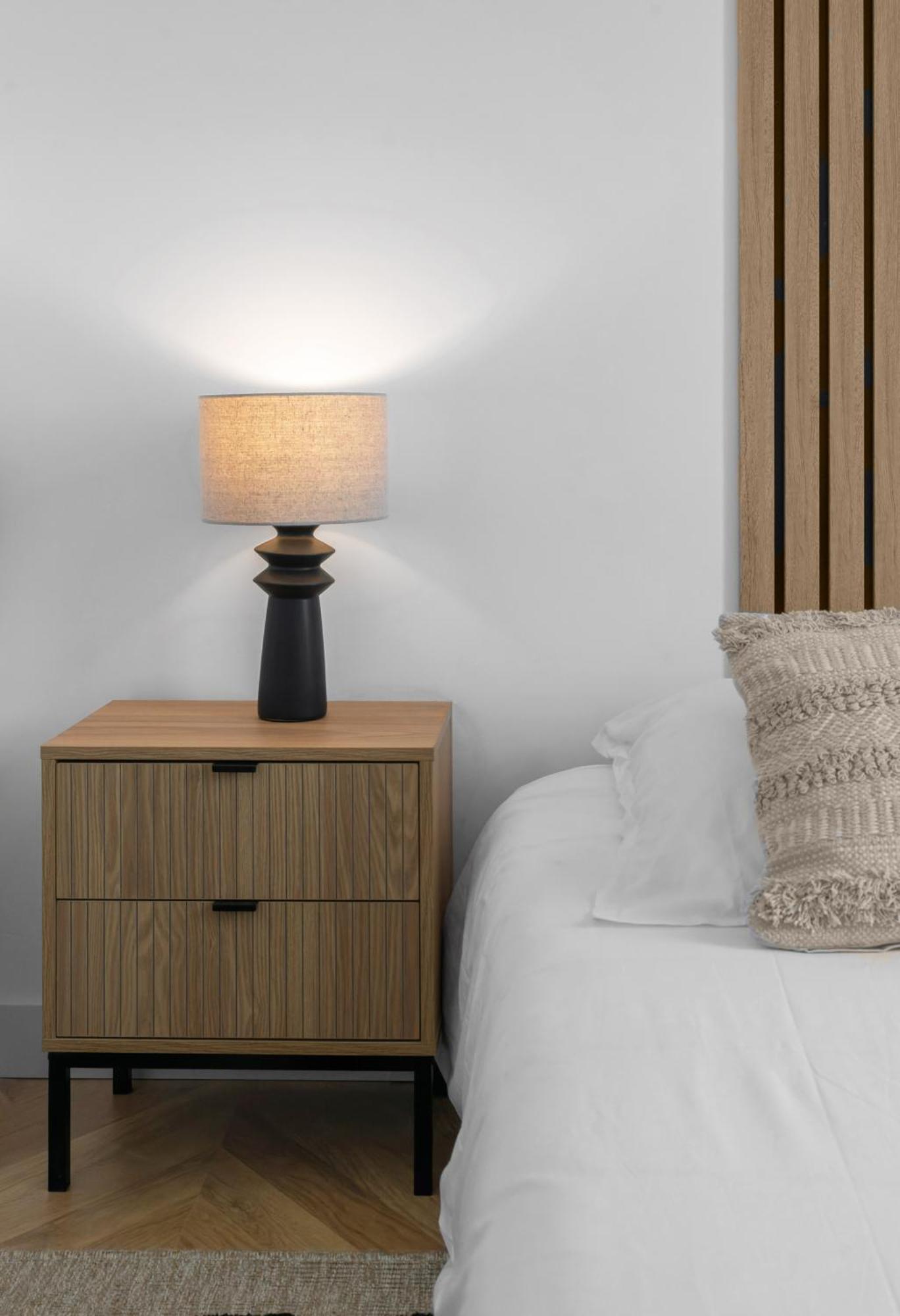 Serbie - Design Et Climatises En Centre * Vichy