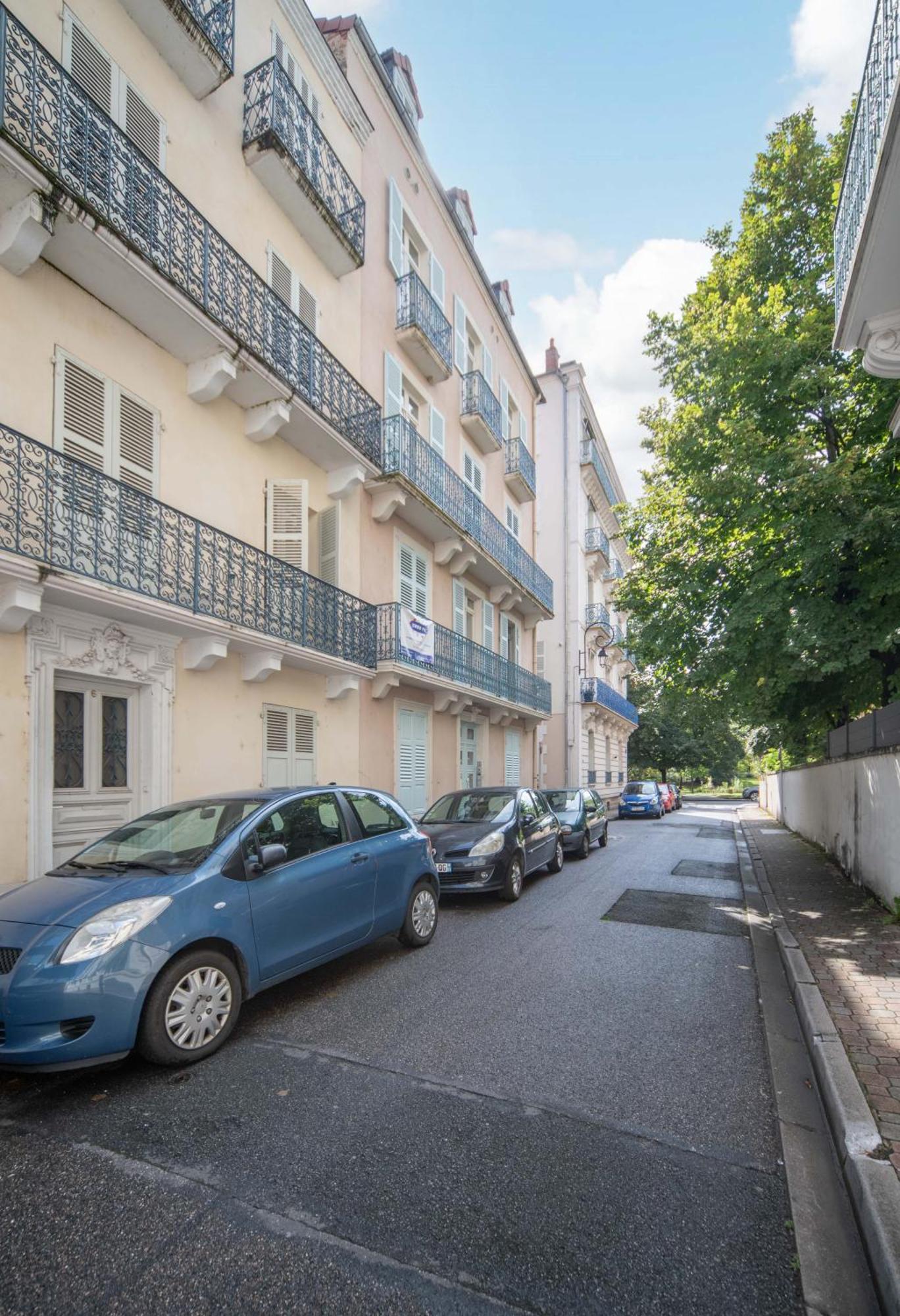 Apartment Serbie - Design Et Climatises En Centre *