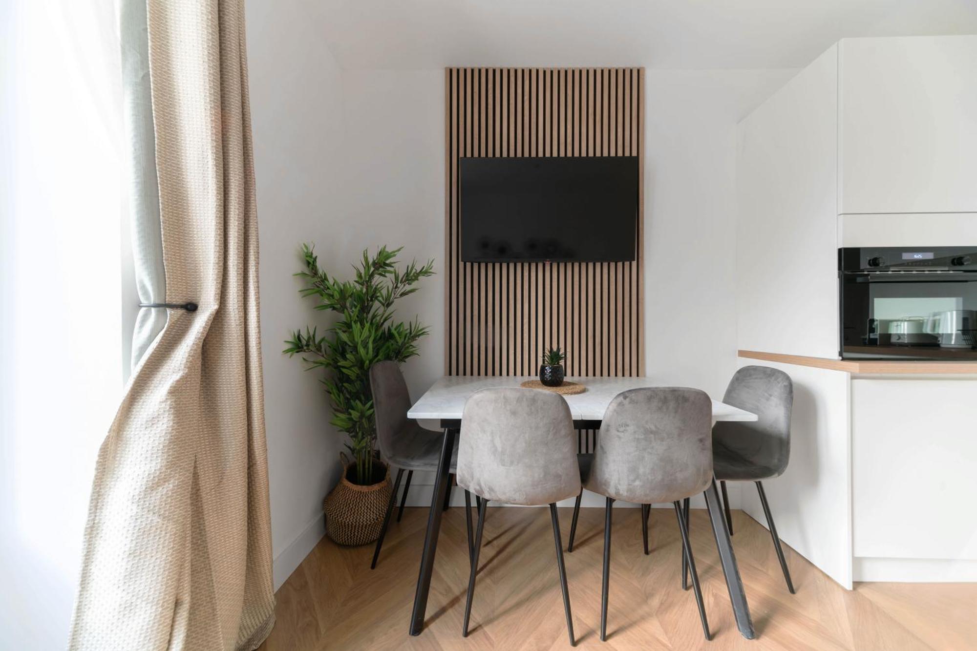 Serbie - Design Et Climatises En Centre Apartment *