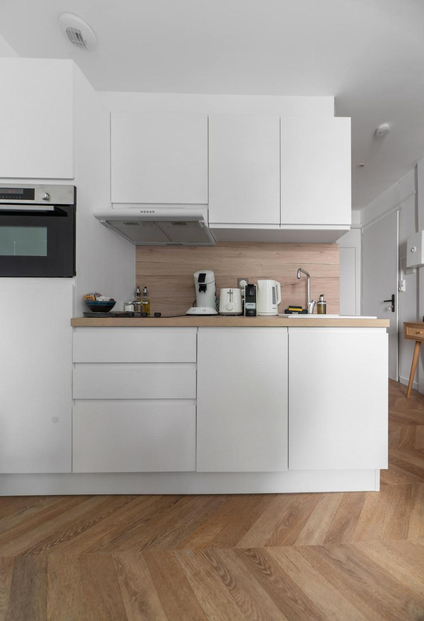 Serbie - Design Et Climatises En Centre Apartment Vichy