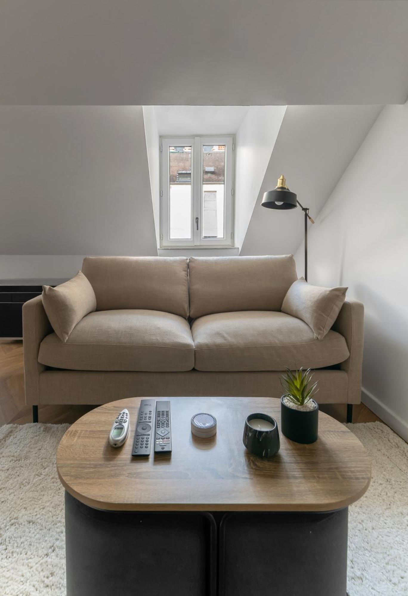 Apartment Serbie - Design Et Climatises En Centre Vichy