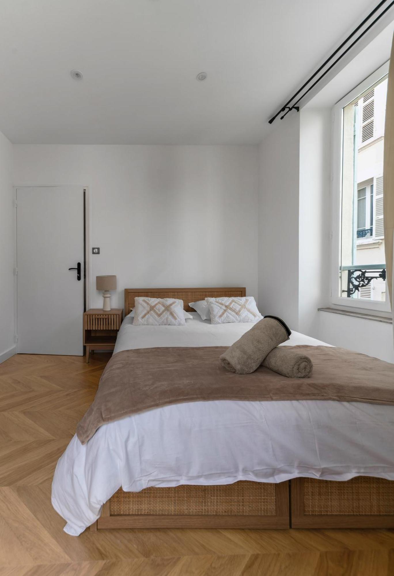 Serbie - Design Et Climatises En Centre Apartment Vichy